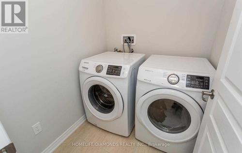 8024 Cole Court, Niagara Falls, ON - Indoor Photo Showing Laundry Room