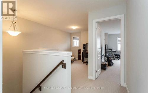 8024 Cole Crt, Niagara Falls, ON - Indoor Photo Showing Other Room