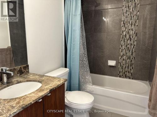 #2106 -4099 Brickstone Mews, Mississauga, ON - Indoor Photo Showing Bathroom