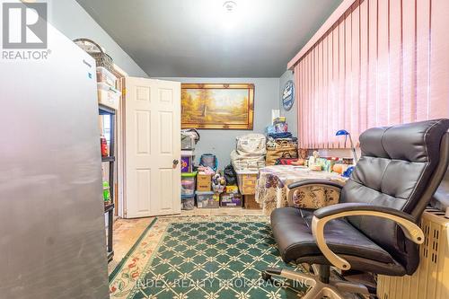 32 Wellington Street, Orangeville, ON - Indoor Photo Showing Other Room