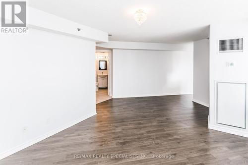 #209 -4640 Kimbermount Ave S, Mississauga, ON - Indoor Photo Showing Other Room