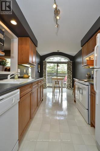 #16 -185 North Centre Rd, London, ON - Indoor Photo Showing Kitchen With Double Sink