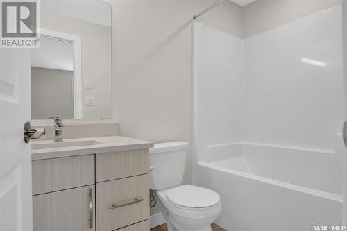 2031 Francis Street, Regina, SK - Indoor Photo Showing Bathroom