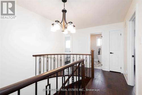 1099 Hedge Drive, Mississauga, ON - Indoor Photo Showing Other Room