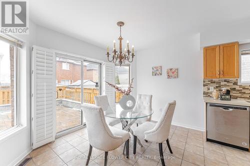 39 Culture Cres, Brampton, ON - Indoor Photo Showing Dining Room