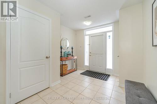 17 Birchfield Crescent, Caledon, ON - Indoor Photo Showing Other Room