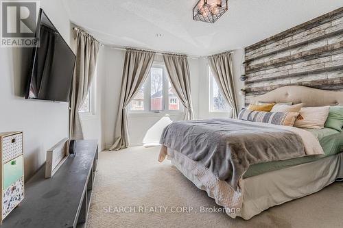 8 Ridelle Crt, Brampton, ON - Indoor Photo Showing Bedroom