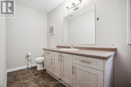 2823 Asima Dr, London, ON - Indoor Photo Showing Bathroom
