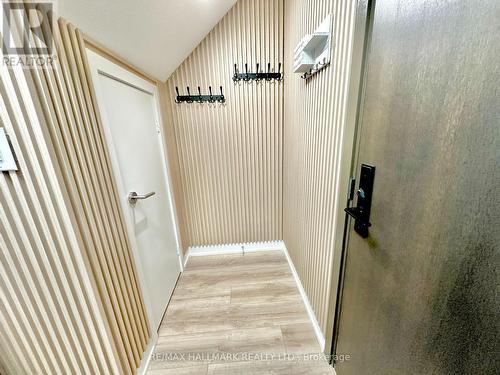 #Ph 924 -2799 Kingston Rd, Toronto, ON - Indoor Photo Showing Other Room
