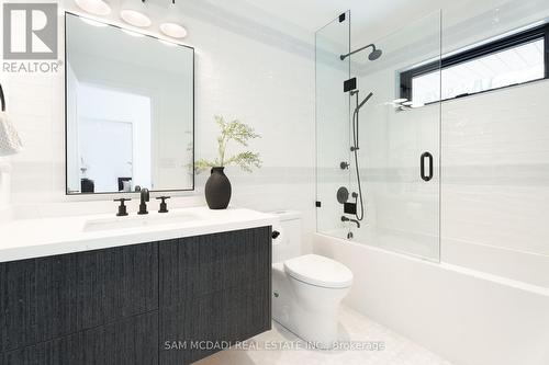1500 Marshwood Pl, Mississauga, ON - Indoor Photo Showing Bathroom