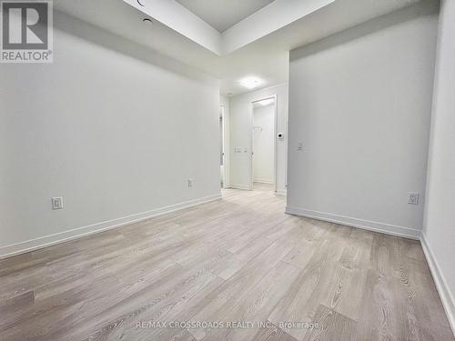 1111W - 3 Rosewater Street, Richmond Hill, ON - Indoor Photo Showing Other Room