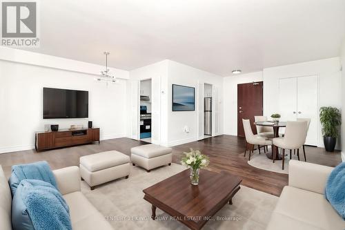 #912 -360 Ridelle Ave, Toronto, ON - Indoor Photo Showing Living Room
