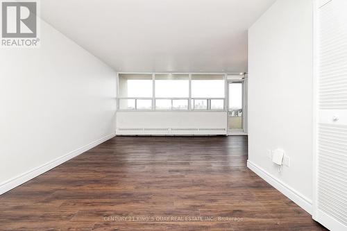 912 - 360 Ridelle Avenue, Toronto, ON - Indoor Photo Showing Other Room