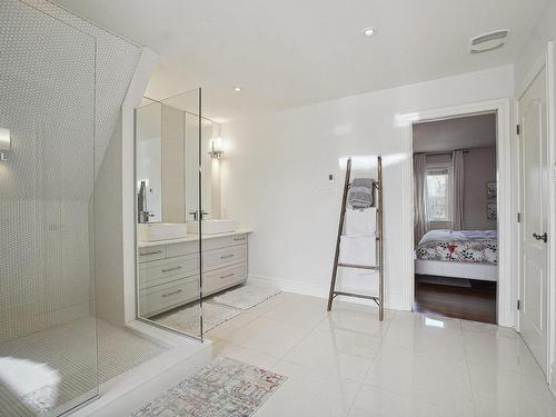 Ensuite bathroom - 48 Rue De Lindoso, Blainville, QC - Indoor Photo Showing Bathroom