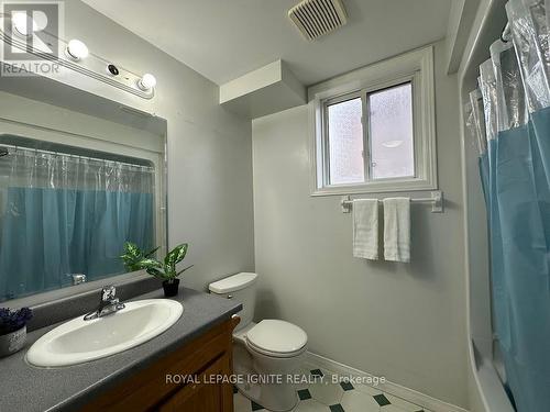 92 Campbell Street, Quinte West, ON - Indoor Photo Showing Bathroom