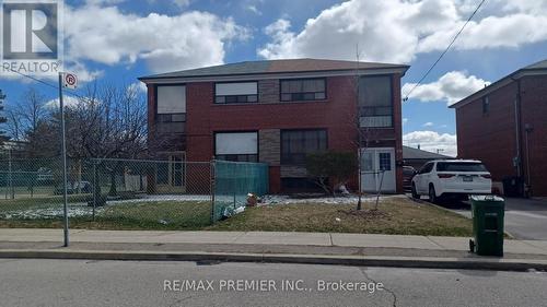 83 Dombey Road, Toronto, ON - Outdoor