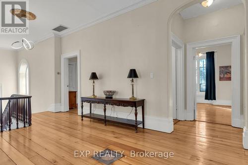 389 King St E, Gananoque, ON - Indoor Photo Showing Other Room