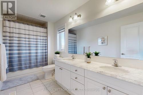 145 Westfield Dr, Whitby, ON - Indoor Photo Showing Bathroom
