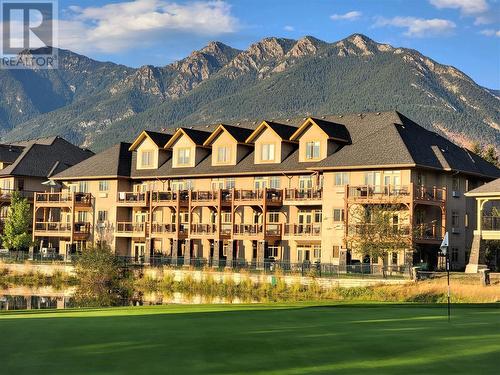 400 Bighorn Boulevard Unit# 425 C, Radium Hot Springs, BC - Outdoor With Facade