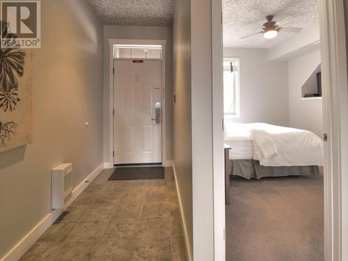 400 Bighorn Boulevard Unit# 425 C, Radium Hot Springs, BC - Indoor