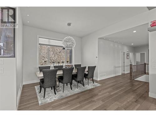 1306 Mine Hill Drive, Kelowna, BC - Indoor Photo Showing Dining Room