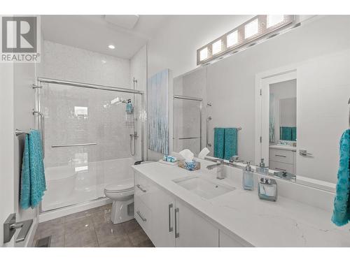 1306 Mine Hill Drive, Kelowna, BC - Indoor Photo Showing Bathroom