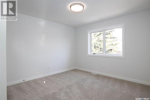 124 Durham Drive, Regina, SK - Indoor Photo Showing Other Room