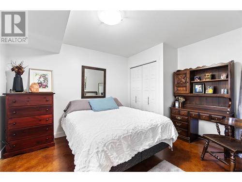 5110 10 Avenue Sw, Salmon Arm, BC - Indoor Photo Showing Bedroom