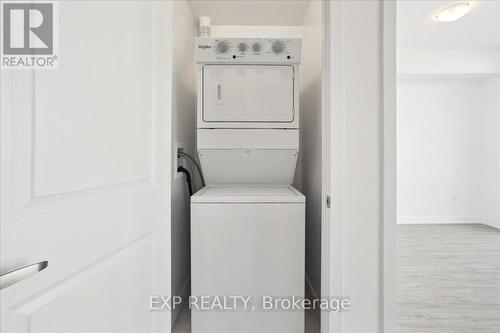 #308 -450 Dundas St E, Hamilton, ON - Indoor Photo Showing Laundry Room