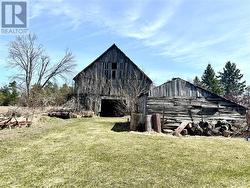 Barn & Shed - 