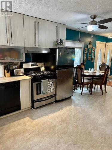 29620 Highway 62 N, Hastings Highlands, ON - Indoor Photo Showing Kitchen