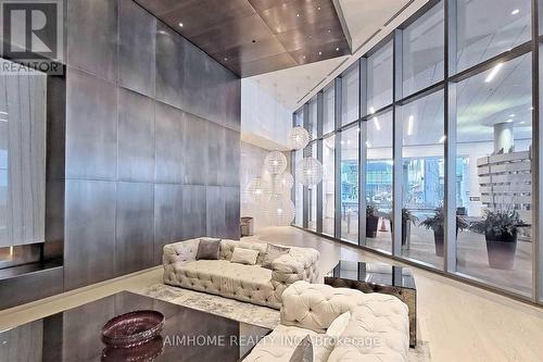 #6705 -100 Harbour St, Toronto, ON - Indoor Photo Showing Other Room