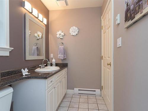 1143 Fern Ridge Dr, Mill Bay, BC - Indoor Photo Showing Bathroom
