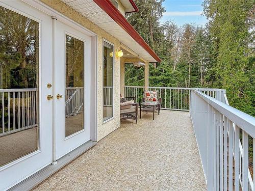 1143 Fern Ridge Dr, Mill Bay, BC - Outdoor With Deck Patio Veranda With Exterior