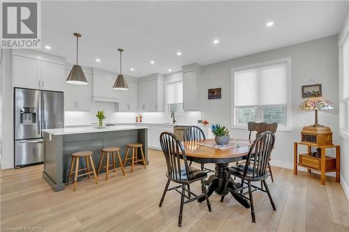 10 Devinwood Avenue, Walkerton, ON - Indoor Photo Showing Kitchen With Upgraded Kitchen