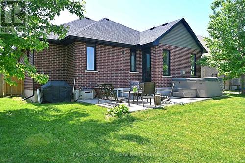 21 Old Course Road, St. Thomas, ON - Outdoor With Exterior