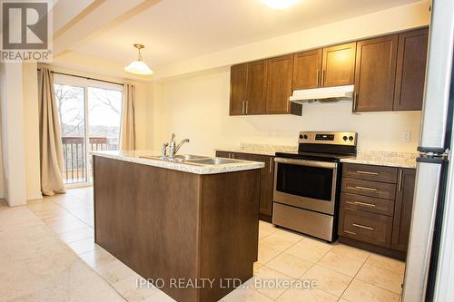 30 - 755 Linden Drive, Cambridge, ON - Indoor Photo Showing Kitchen With Double Sink