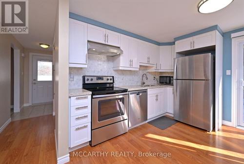 648 Canfield Place, Shelburne, ON - Indoor Photo Showing Kitchen