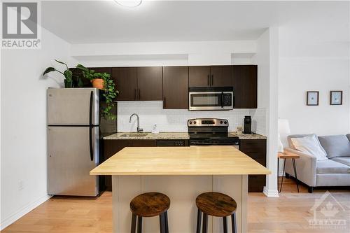 429 Kent Street Unit#219, Ottawa, ON - Indoor Photo Showing Kitchen With Stainless Steel Kitchen