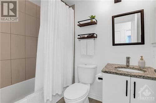 429 Kent Street Unit#219, Ottawa, ON - Indoor Photo Showing Bathroom