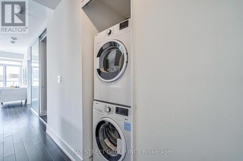 #307 -181 Bedford Rd, Toronto, ON - Indoor Photo Showing Laundry Room