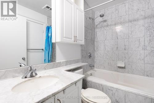 3708 - 8 Park Road, Toronto, ON - Indoor Photo Showing Bathroom