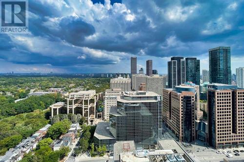 3708 - 8 Park Road, Toronto, ON - Outdoor With View