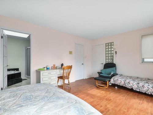 Bedroom - 4965 Rue Du Tremblay, Laval (Chomedey), QC - Indoor Photo Showing Bedroom