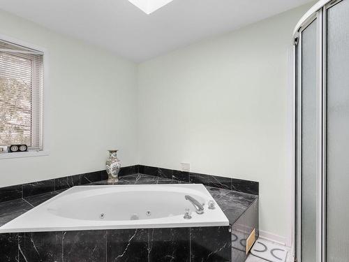 Ensuite bathroom - 4965 Rue Du Tremblay, Laval (Chomedey), QC - Indoor Photo Showing Bathroom