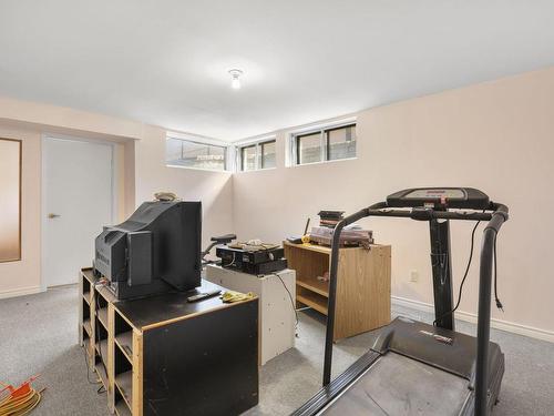 Salle familiale - 4965 Rue Du Tremblay, Laval (Chomedey), QC - Indoor Photo Showing Gym Room