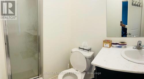 11 Truffle Crt, Brampton, ON - Indoor Photo Showing Bathroom