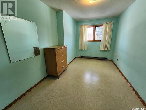 900 Wolseley Avenue, Grenfell, SK - Indoor Photo Showing Other Room
