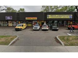 8529  - 8565 Boul. Pie-IX  Montréal (Villeray/Saint-Michel/Parc-Extension), QC H1Z 3T9