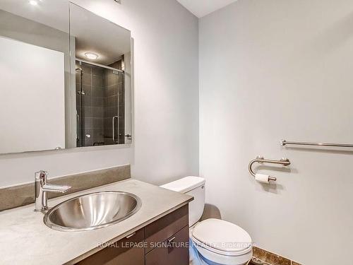 608-33 Lombard St, Toronto, ON - Indoor Photo Showing Bathroom